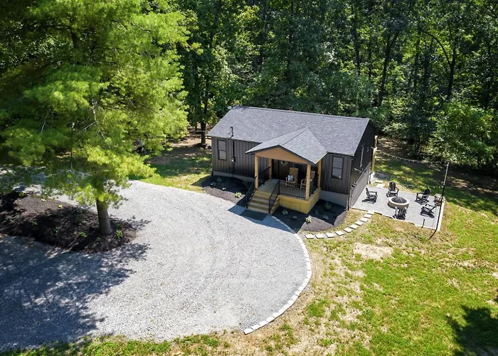 Hébergement de vacances Modern Hot Tub & Shawnee Forest Access Goreville